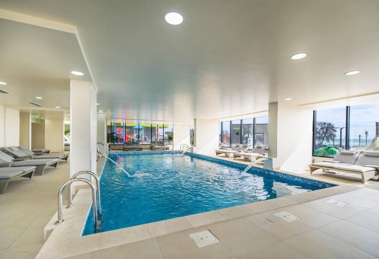 Năvodari Baby Sea View And Pools Apartment- Mamaia Beach Resort מראה חיצוני תמונה