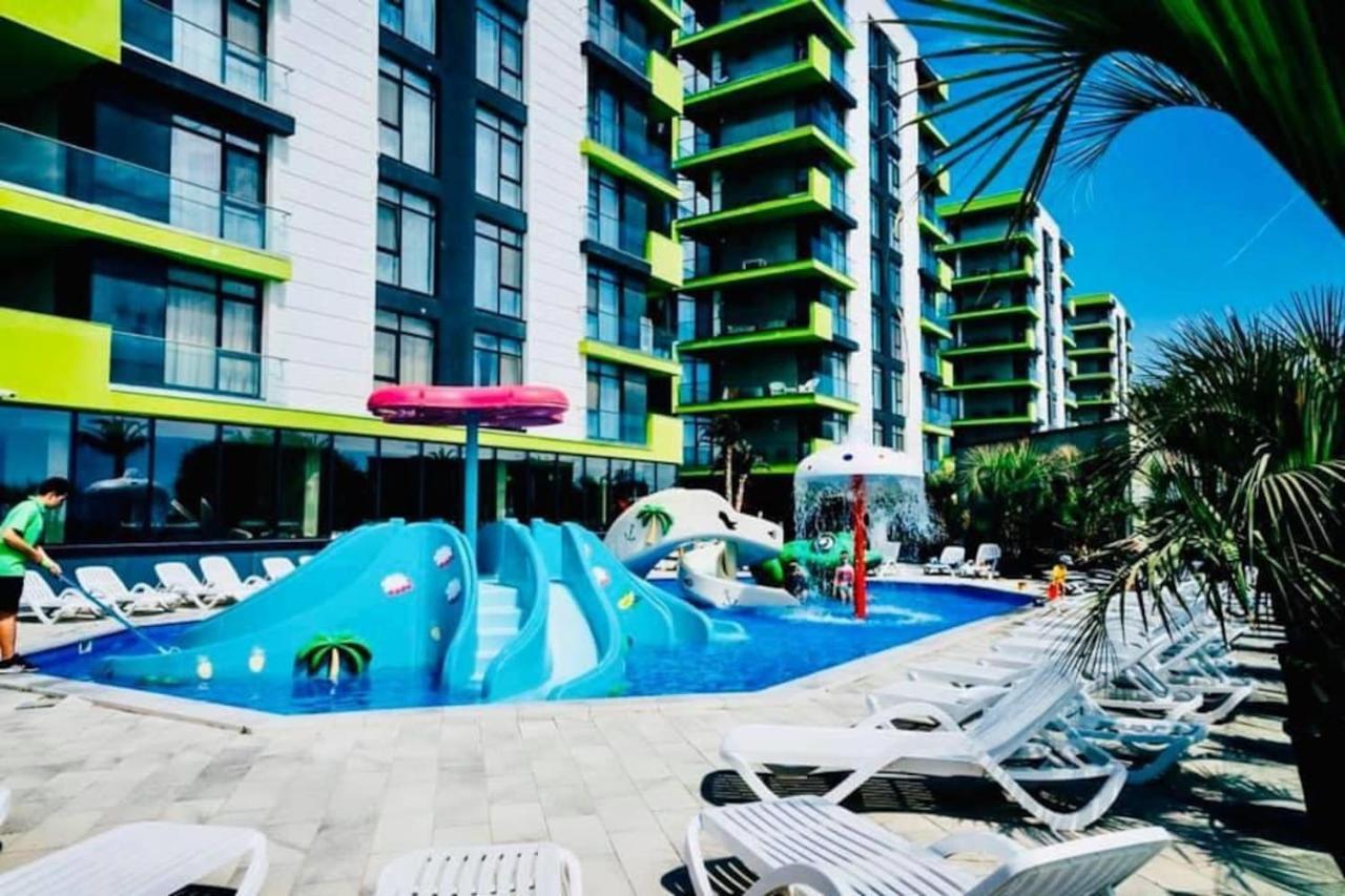 Năvodari Baby Sea View And Pools Apartment- Mamaia Beach Resort מראה חיצוני תמונה
