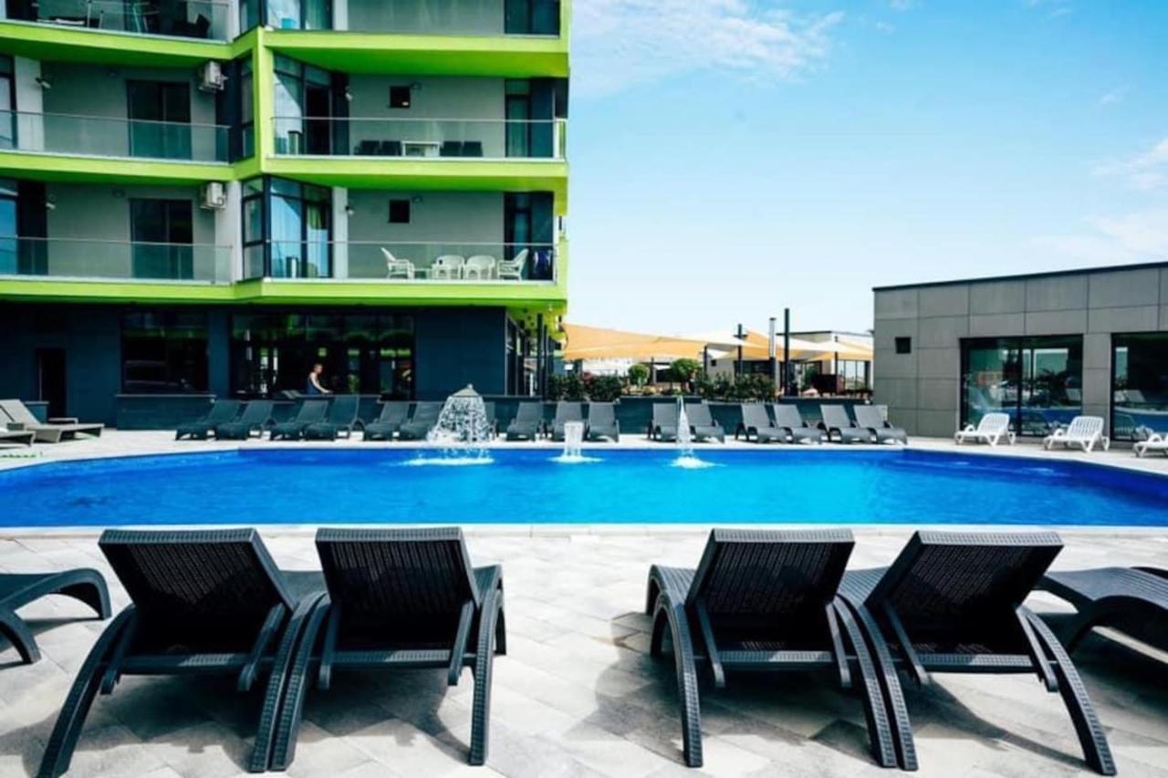 Năvodari Baby Sea View And Pools Apartment- Mamaia Beach Resort מראה חיצוני תמונה