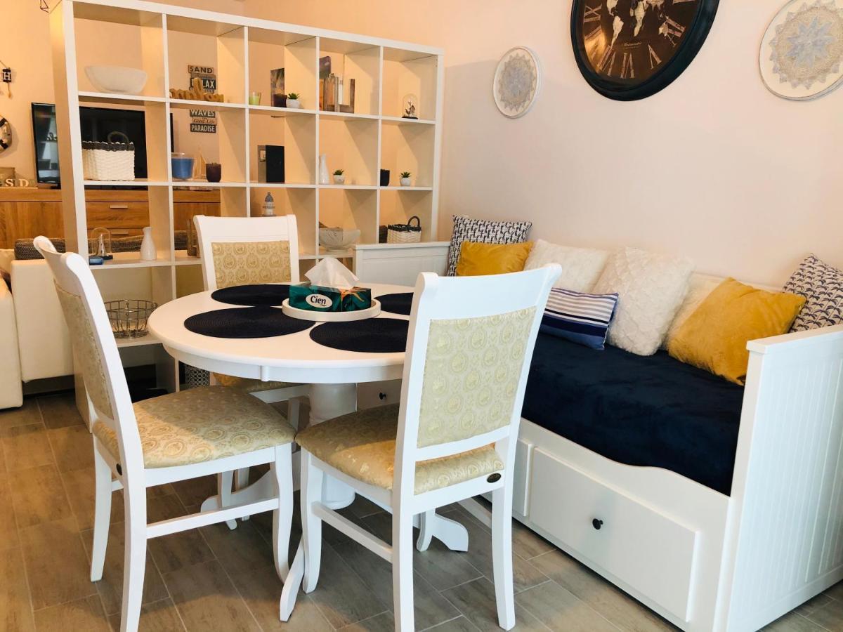 Năvodari Baby Sea View And Pools Apartment- Mamaia Beach Resort מראה חיצוני תמונה